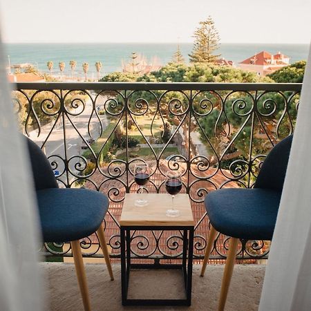 A House In Estoril - Adults Only Hotel Exterior photo A balcony in a hotel room